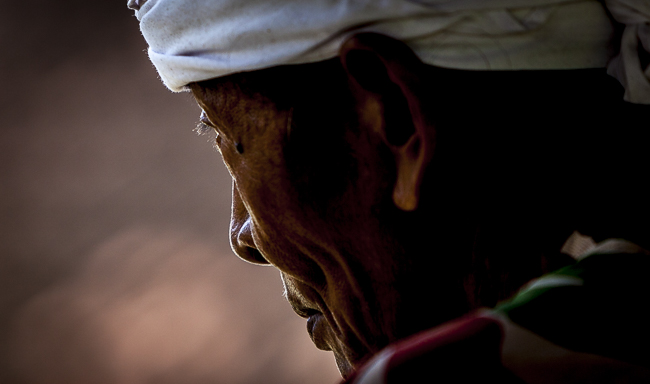 indonesia,bali,portrait,cig-art,stephan trap